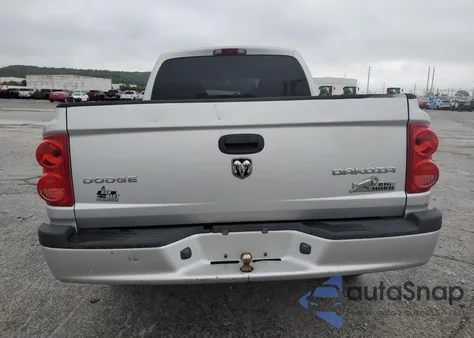 2011 Dodge Dakota Slt z USA, uszkodzony, nr VIN 1D7RW3GK6BS624090